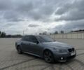 Серый БМВ 5 Серия, объемом двигателя 3 л и пробегом 399 тыс. км за 8850 $, фото 3 на Automoto.ua