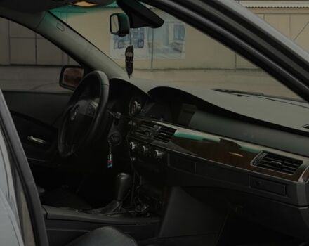 Серый БМВ 5 Серия, объемом двигателя 3 л и пробегом 399 тыс. км за 8850 $, фото 23 на Automoto.ua