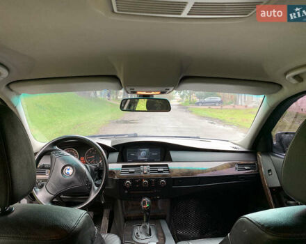 Серый БМВ 5 Серия, объемом двигателя 2.99 л и пробегом 368 тыс. км за 9450 $, фото 8 на Automoto.ua