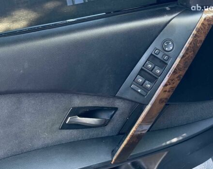 Сірий БМВ 5 Серія, об'ємом двигуна 3 л та пробігом 448 тис. км за 8490 $, фото 12 на Automoto.ua