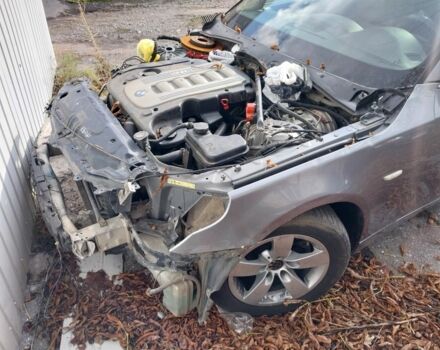 Серый БМВ 5 Серия, объемом двигателя 2.5 л и пробегом 250 тыс. км за 3700 $, фото 6 на Automoto.ua