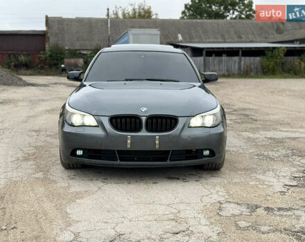 Серый БМВ 5 Серия, объемом двигателя 3 л и пробегом 497 тыс. км за 10500 $, фото 4 на Automoto.ua