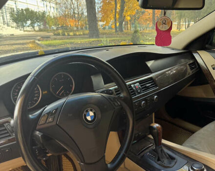 Серый БМВ 5 Серия, объемом двигателя 2.99 л и пробегом 284 тыс. км за 8200 $, фото 9 на Automoto.ua