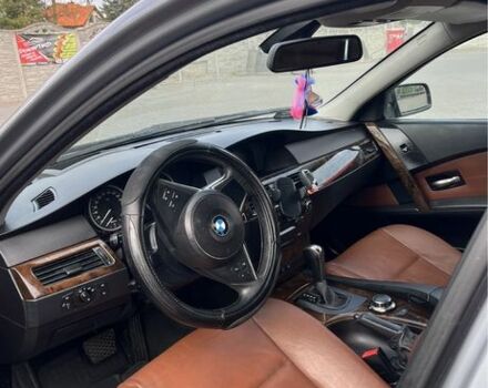 Серый БМВ 5 Серия, объемом двигателя 3 л и пробегом 350 тыс. км за 4900 $, фото 3 на Automoto.ua