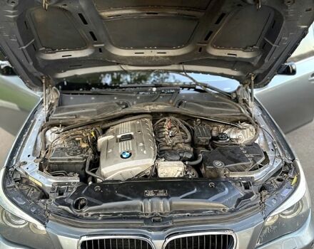 Серый БМВ 5 Серия, объемом двигателя 2.5 л и пробегом 357 тыс. км за 7700 $, фото 11 на Automoto.ua