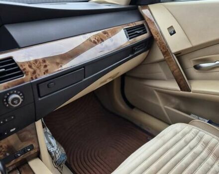 Серый БМВ 5 Серия, объемом двигателя 2.5 л и пробегом 251 тыс. км за 8500 $, фото 4 на Automoto.ua