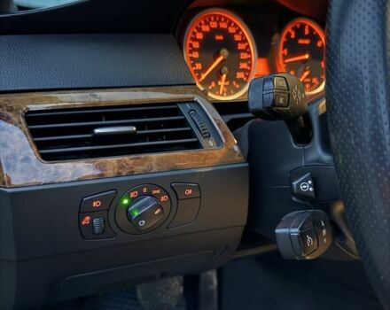 Сірий БМВ 5 Серія, об'ємом двигуна 3 л та пробігом 390 тис. км за 9600 $, фото 11 на Automoto.ua