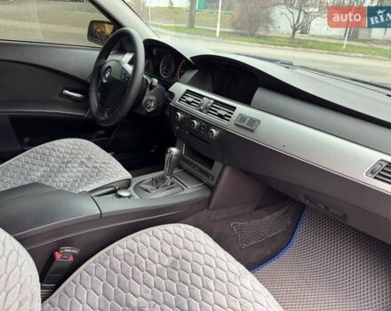 Серый БМВ 5 Серия, объемом двигателя 2.5 л и пробегом 289 тыс. км за 7500 $, фото 9 на Automoto.ua