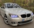Серый БМВ 5 Серия, объемом двигателя 3 л и пробегом 259 тыс. км за 10008 $, фото 1 на Automoto.ua