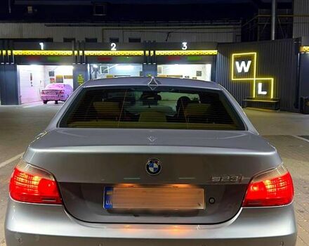 Серый БМВ 5 Серия, объемом двигателя 3 л и пробегом 220 тыс. км за 7300 $, фото 2 на Automoto.ua