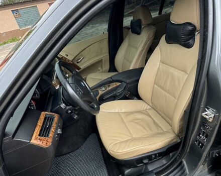 Серый БМВ 5 Серия, объемом двигателя 3 л и пробегом 498 тыс. км за 9500 $, фото 8 на Automoto.ua