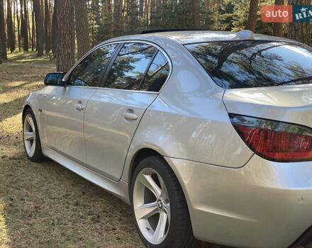 Серый БМВ 5 Серия, объемом двигателя 2.5 л и пробегом 275 тыс. км за 10000 $, фото 1 на Automoto.ua