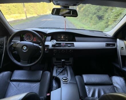 Серый БМВ 5 Серия, объемом двигателя 3 л и пробегом 345 тыс. км за 9900 $, фото 6 на Automoto.ua