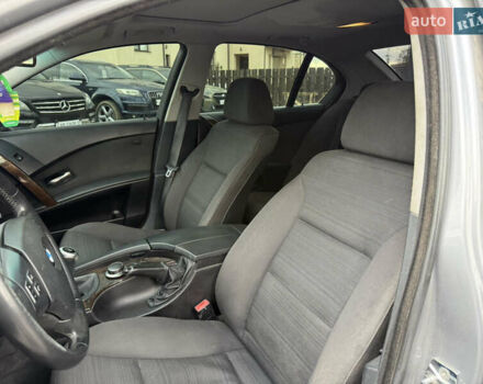 БМВ 5 Серия 2006 в Стрые на Automoto.ua Серый БМВ 5 Серия, объемом двигателя 3 л и пробегом 388 тыс. км за 8200 $, фото 34 на Automoto.ua