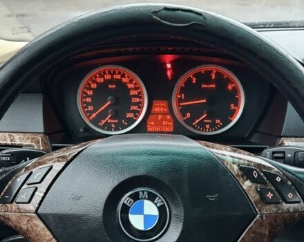 Серый БМВ 5 Серия, объемом двигателя 3 л и пробегом 300 тыс. км за 4500 $, фото 17 на Automoto.ua