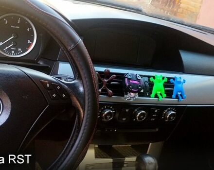 Серый БМВ 5 Серия, объемом двигателя 2 л и пробегом 244 тыс. км за 8500 $, фото 3 на Automoto.ua