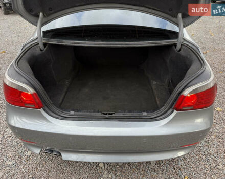 БМВ 5 Серия 2006 в Стрые на Automoto.ua Серый БМВ 5 Серия, объемом двигателя 3 л и пробегом 388 тыс. км за 8200 $, фото 25 на Automoto.ua