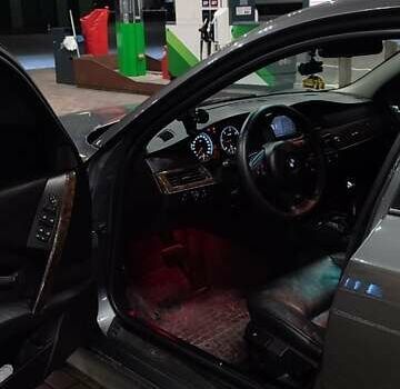 БМВ 5 Серия 2006 в Житомире на Automoto.ua Серый БМВ 5 Серия, объемом двигателя 2 л и пробегом 307 тыс. км за 8300 $, фото 7 на Automoto.ua