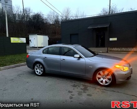 Серый БМВ 5 Серия, объемом двигателя 3 л и пробегом 294 тыс. км за 6500 $, фото 2 на Automoto.ua