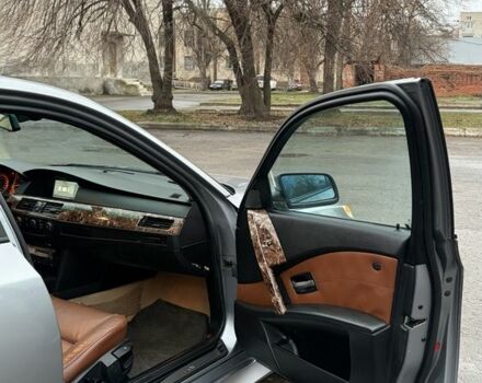 Серый БМВ 5 Серия, объемом двигателя 3 л и пробегом 300 тыс. км за 4500 $, фото 13 на Automoto.ua