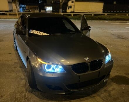Серый БМВ 5 Серия, объемом двигателя 3 л и пробегом 374 тыс. км за 8200 $, фото 4 на Automoto.ua