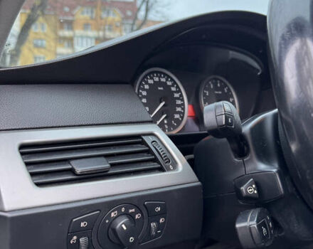 Серый БМВ 5 Серия, объемом двигателя 2.5 л и пробегом 270 тыс. км за 6850 $, фото 9 на Automoto.ua