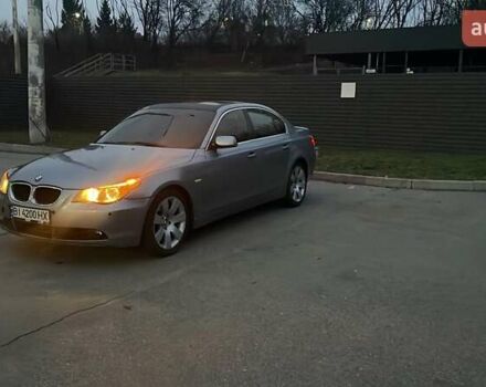 Серый БМВ 5 Серия, объемом двигателя 3 л и пробегом 295 тыс. км за 6500 $, фото 2 на Automoto.ua