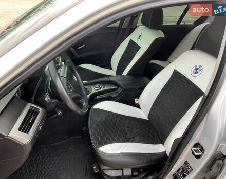 Серый БМВ 5 Серия, объемом двигателя 2.5 л и пробегом 330 тыс. км за 8000 $, фото 2 на Automoto.ua