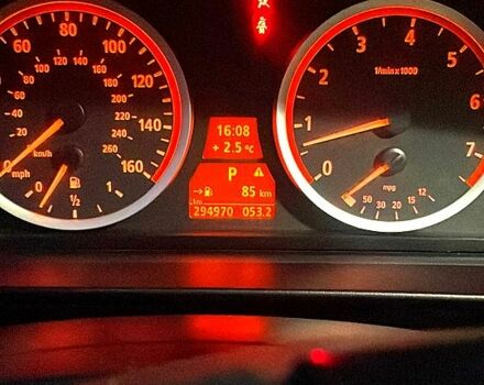 Серый БМВ 5 Серия, объемом двигателя 3 л и пробегом 294 тыс. км за 6500 $, фото 7 на Automoto.ua