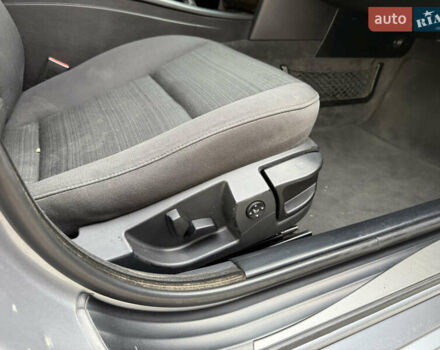 БМВ 5 Серия 2006 в Стрые на Automoto.ua Серый БМВ 5 Серия, объемом двигателя 3 л и пробегом 388 тыс. км за 8200 $, фото 57 на Automoto.ua