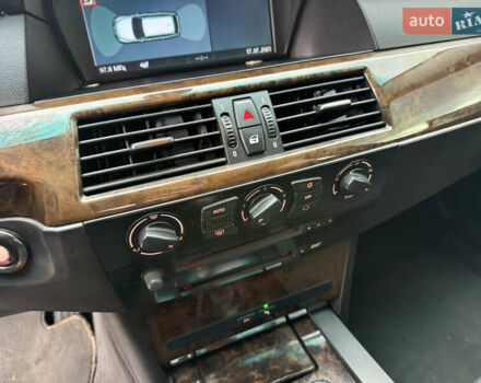 БМВ 5 Серия 2006 в Стрые на Automoto.ua Серый БМВ 5 Серия, объемом двигателя 3 л и пробегом 388 тыс. км за 8200 $, фото 40 на Automoto.ua