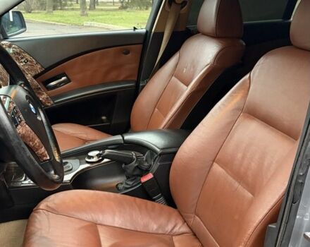 Серый БМВ 5 Серия, объемом двигателя 3 л и пробегом 300 тыс. км за 4500 $, фото 9 на Automoto.ua