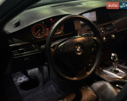 Сірий БМВ 5 Серія, об'ємом двигуна 2.99 л та пробігом 304 тис. км за 10799 $, фото 25 на Automoto.ua