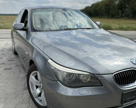 Серый БМВ 5 Серия, объемом двигателя 3 л и пробегом 438 тыс. км за 12000 $, фото 18 на Automoto.ua