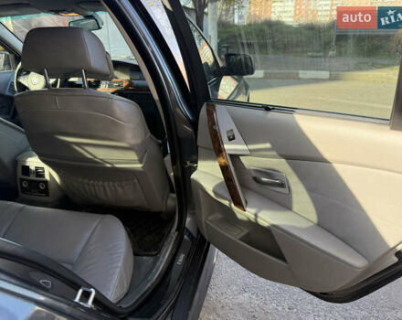 Серый БМВ 5 Серия, объемом двигателя 3 л и пробегом 340 тыс. км за 7800 $, фото 14 на Automoto.ua