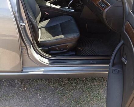 Серый БМВ 5 Серия, объемом двигателя 2.8 л и пробегом 161 тыс. км за 9500 $, фото 7 на Automoto.ua