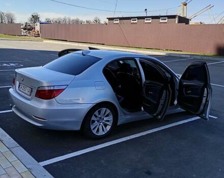 Серый БМВ 5 Серия, объемом двигателя 2.5 л и пробегом 290 тыс. км за 10000 $, фото 2 на Automoto.ua