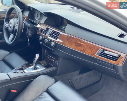 Серый БМВ 5 Серия, объемом двигателя 2.99 л и пробегом 362 тыс. км за 10799 $, фото 40 на Automoto.ua