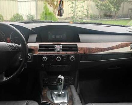 Серый БМВ 5 Серия, объемом двигателя 3 л и пробегом 349 тыс. км за 8900 $, фото 5 на Automoto.ua