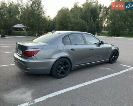 Серый БМВ 5 Серия, объемом двигателя 2 л и пробегом 350 тыс. км за 9500 $, фото 7 на Automoto.ua