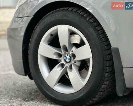 Серый БМВ 5 Серия, объемом двигателя 2.5 л и пробегом 255 тыс. км за 8750 $, фото 27 на Automoto.ua