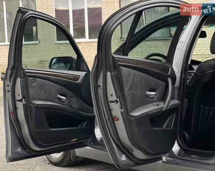 Серый БМВ 5 Серия, объемом двигателя 2.5 л и пробегом 255 тыс. км за 8750 $, фото 44 на Automoto.ua