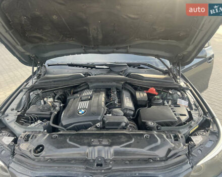 Серый БМВ 5 Серия, объемом двигателя 3 л и пробегом 275 тыс. км за 10200 $, фото 15 на Automoto.ua