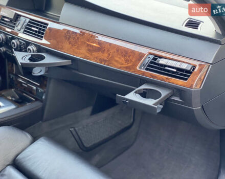 Серый БМВ 5 Серия, объемом двигателя 2.99 л и пробегом 362 тыс. км за 10799 $, фото 42 на Automoto.ua