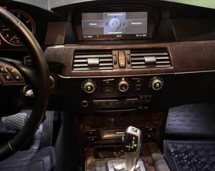 Серый БМВ 5 Серия, объемом двигателя 3 л и пробегом 304 тыс. км за 250 $, фото 6 на Automoto.ua