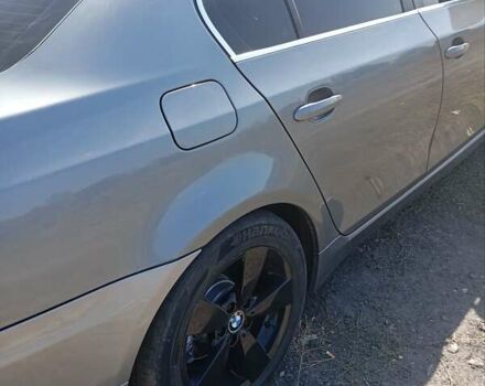 Серый БМВ 5 Серия, объемом двигателя 2.8 л и пробегом 161 тыс. км за 9500 $, фото 4 на Automoto.ua