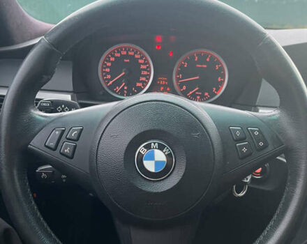 Серый БМВ 5 Серия, объемом двигателя 2.5 л и пробегом 220 тыс. км за 7500 $, фото 13 на Automoto.ua