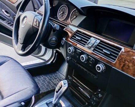 Сірий БМВ 5 Серія, об'ємом двигуна 2.5 л та пробігом 290 тис. км за 10000 $, фото 3 на Automoto.ua