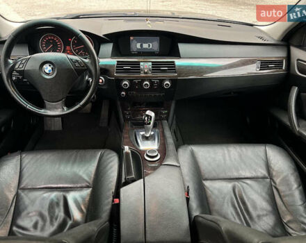 Серый БМВ 5 Серия, объемом двигателя 2.5 л и пробегом 255 тыс. км за 8750 $, фото 19 на Automoto.ua