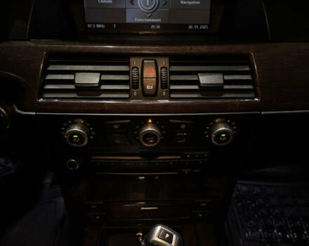 Сірий БМВ 5 Серія, об'ємом двигуна 2.99 л та пробігом 304 тис. км за 10799 $, фото 24 на Automoto.ua